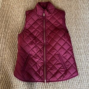 Old Navy Women's Quilted Vest - Deep Burgundy